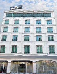 The Grand Mira Hotel